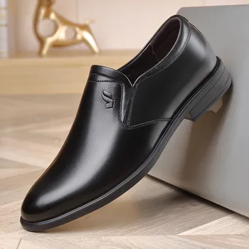 Nové Módne Originálne Kožené Stručné Mužov Business Kolo Prst Čierne Topánky Priedušná Formálne Svadby Základné Obuv Muži Šaty Topánky