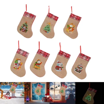 Svetelné Vianočné Ponožky DIY 5D Diamond Maľovanie Cartoon Santa Claus Snehuliak Výšivky, Vianočné Ponožky Candy Skladovanie Taška na Darčeky